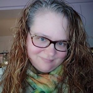 Meet your Posher, Joleen